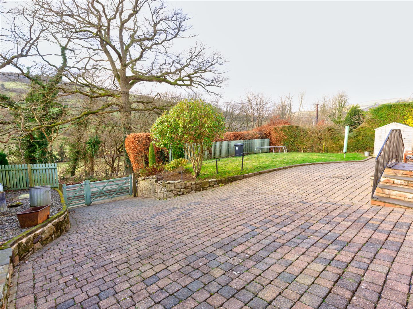 Sunny Ridge,, Dolywern, Llangollen, LL20 7AG Estate Agents & Auctioneers